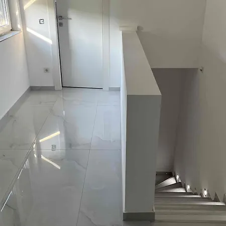 Cozy & Warm In Λεβερκούζεν