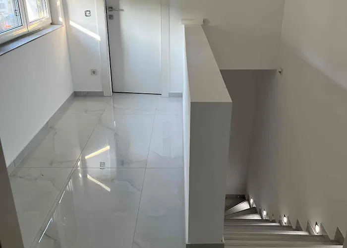 Cozy & Warm In Leverkusen